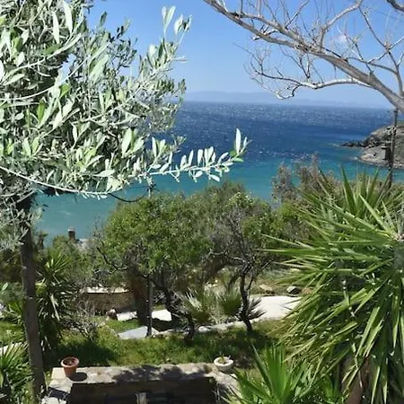 Ferienhaus La Casa Di Maryolo Zannel Seaside Serenity Kardhianí
