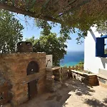 La Casa Di Maryolo Zannel Seaside Serenity Kardhianí