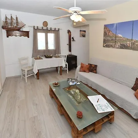 La Casa Di Maryolo Zannel Seaside Serenity Vakantiehuis *